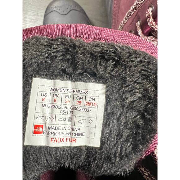The North Face Snow Boots. Size 8 - Picture 5 of 5